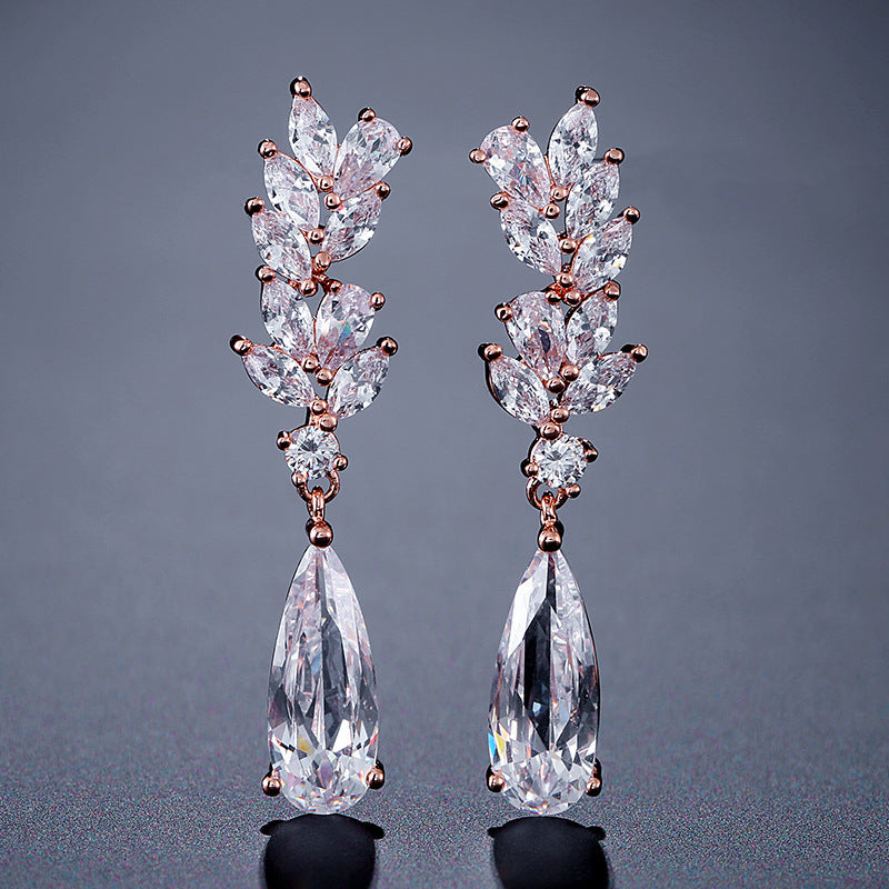 BOUCLES D'OREILLES EN ZIRCON
