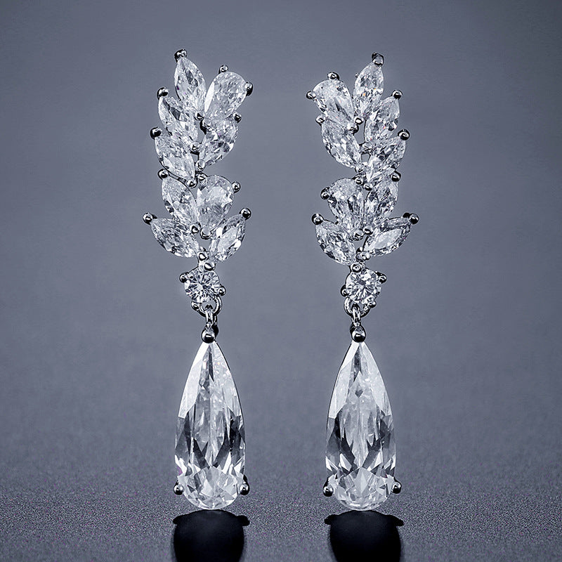 BOUCLES D'OREILLES EN ZIRCON